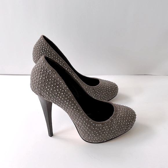 Dolce Vita Suede Studded Stiletto Platform Pumps, Gray, size 6 - Picture 7 of 13